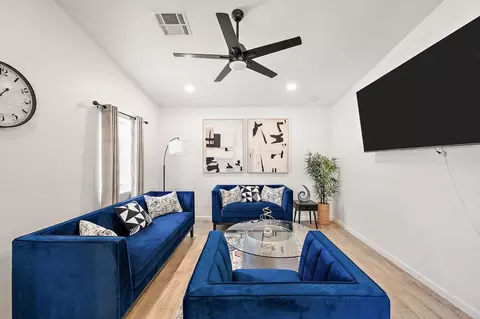 5148 N 22nd Ave #1244330P, Phoenix, AZ 85015