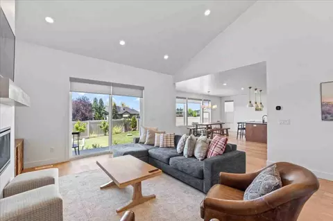 690 S Edge Ln #1249905P, Kaysville, UT 84037