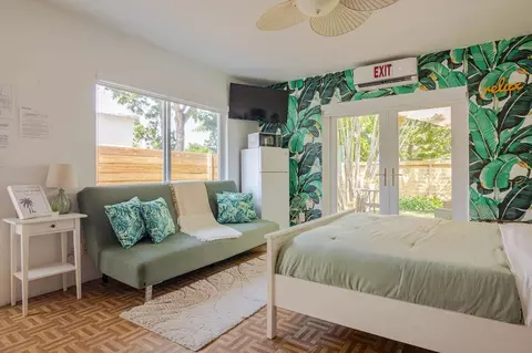927 N 17th Ave #1258745P, Hollywood, FL 33020