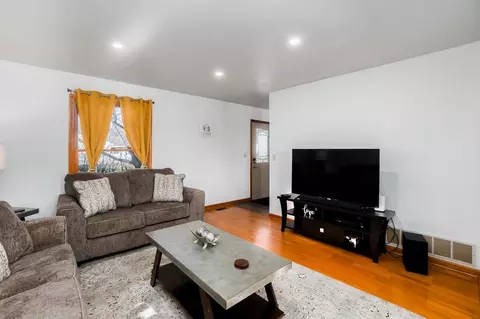 1420 Auburn Ave #1285078P, Naperville, IL 60565