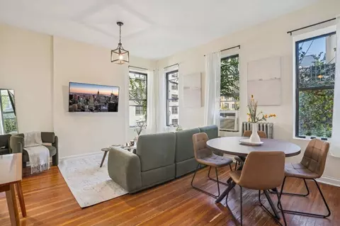 300 E 69th St #1294661P, New York, NY 10021