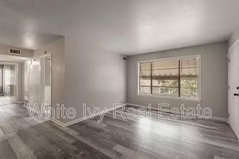 818 University Ave #7, Huntsville, TX 77320