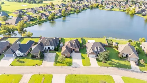 6107 Waterford Ln, Sorrento, LA 70778