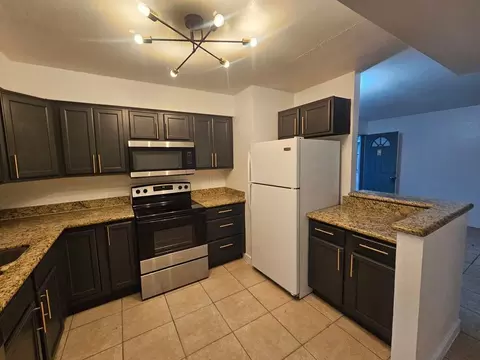 425 E Brown Rd, Mesa, AZ 85203