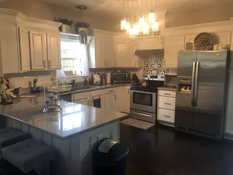 210 Heritage Ln #NA, Carmel, IN 46032