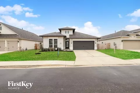 2980 Grove Way, New Berlin, TX 78155