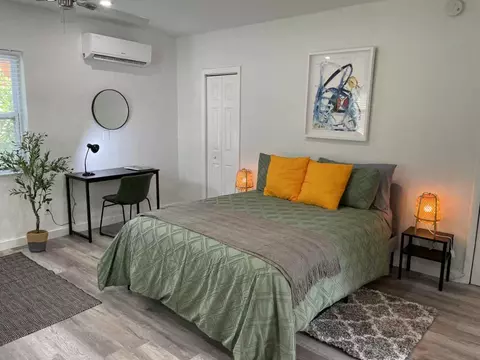 522 NW 11th Ave #1056494P, Miami, FL 33136