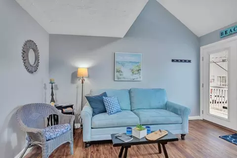 8 Jones Ave #1045445P, Hampton, NH 03842