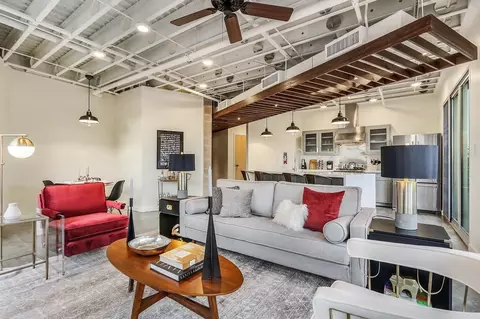 527 Saint Joseph St #1265382P, New Orleans, LA 70130