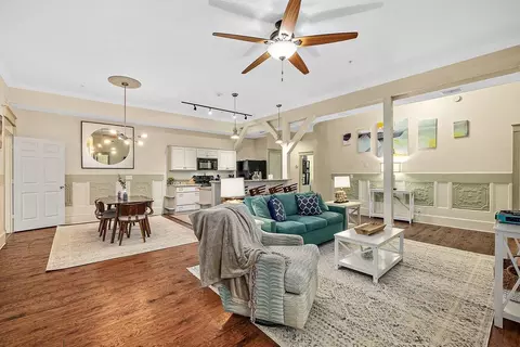 92 Washington St #1281975P, Saint Augustine, FL 32084