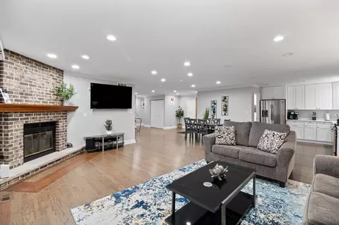 1821 Altoona Ct #1285095P, Schaumburg, IL 60194