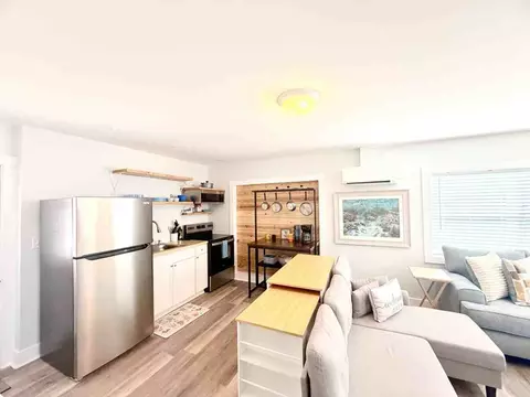 216 La Paloma Pl #1297497P, Laguna Beach, FL 32413