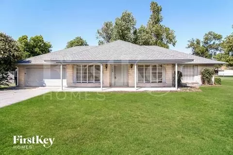 109 W Ranchwood Ct, Oklahoma City, OK 73139