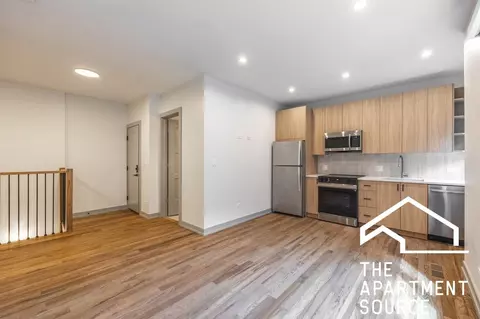 1329 W Estes Ave #1A, Chicago, IL 60626