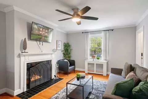 305 E Braddock Rd #1035272P, Alexandria, VA 22301