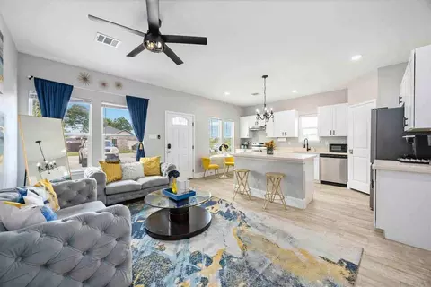 8138 Bassett St #1257504P, Houston, TX 77051