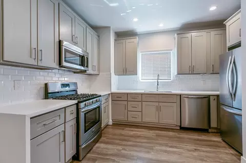 1416 3rd Ave, Los Angeles, CA 90019
