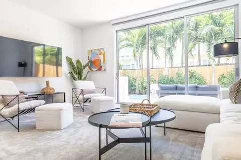 3118 Elizabeth St #1044538P, Miami, FL 33133