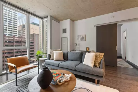 236 W Lake St #1029625P, Chicago, IL 60606