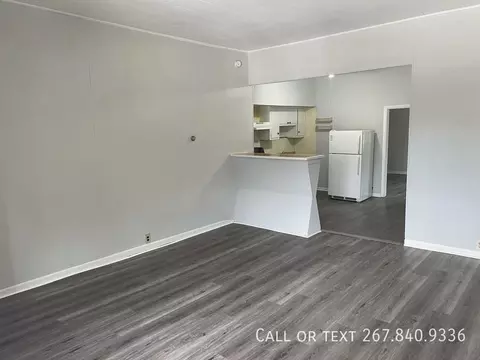 132 N King St #COMMERCI, Gloucester City, NJ 08030