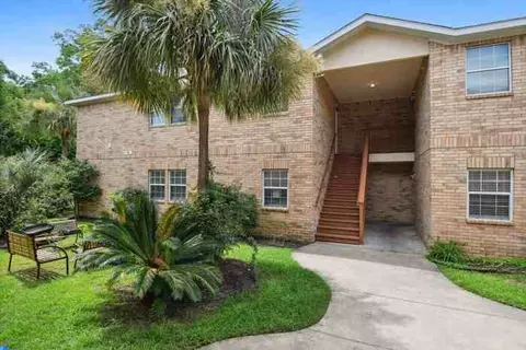 477 Tegarden Rd #D, Gulfport, MS 39507