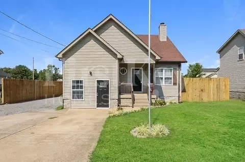 1205 Sweetwater Pl, La Vergne, TN 37086