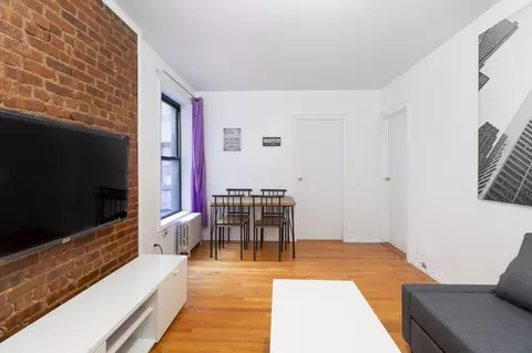 340 E 94th St #1032043P, New York, NY 10128
