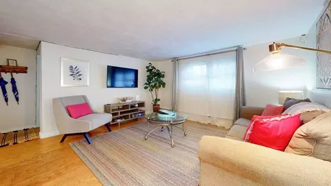 79 Chestnut St #1238031P, Brookline, MA 02445