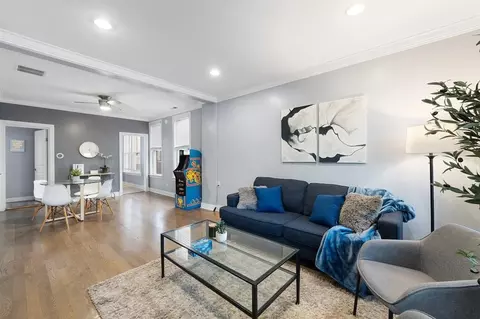 1408 W Ohio St #1244924P, Chicago, IL 60642
