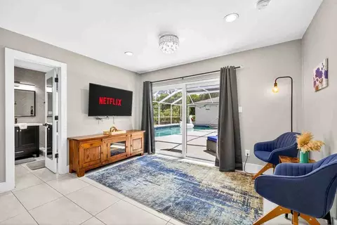318 S Burlingame Ave #1297050P, Temple Terrace, FL 33617