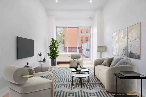19 Saint Marks Pl #1299053P, New York, NY 10003