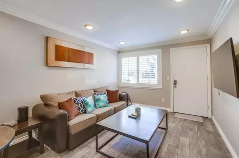 3764 Bayside Ln #1300715P, San Diego, CA 92109