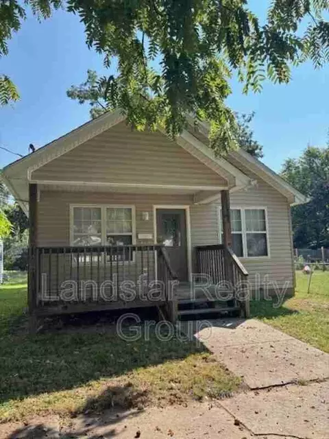 3763 Parthenia Ave, Louisville, KY 40215