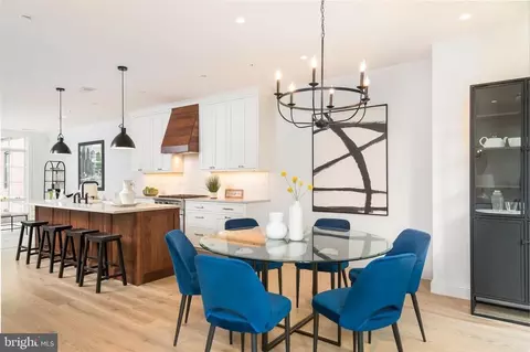 467 M St NW #2, Washington, DC 20001