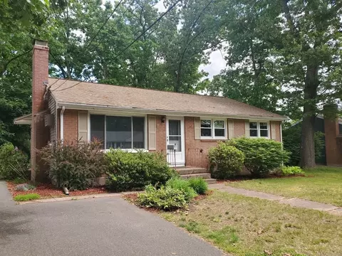 61 Grant Rd, Manchester, CT 06042