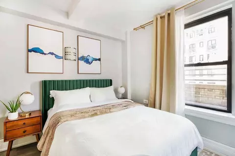 234 W 73rd St #1028823P, New York, NY 10023