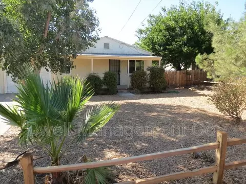 1420 Diamond Ln, Bostonia, CA 92021