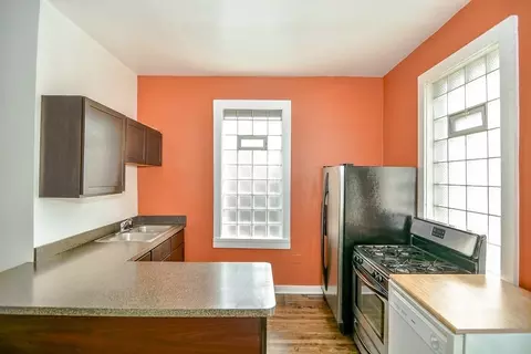 1529 W Nelson St #CH, Chicago, IL 60657