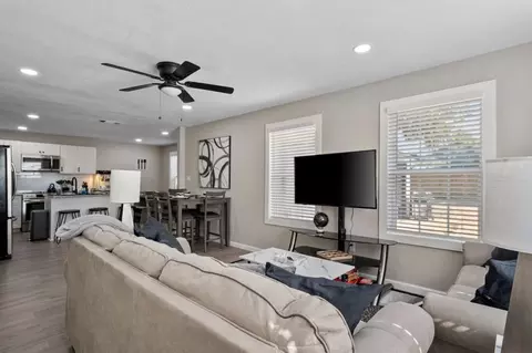 826 Dalworth St #1301591P, Grand Prairie, TX 75050