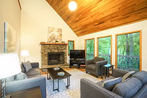 224 Faulkner Rd #1308977P, Elkins, WV 26241