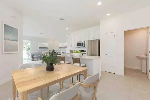 1456 Tristar Dr, Plant City, FL 33563