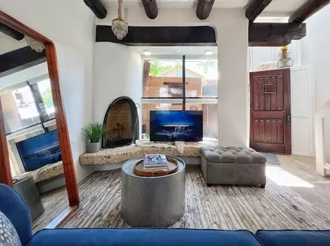 1027 Canyon Rd #B, Santa Fe, NM 87501