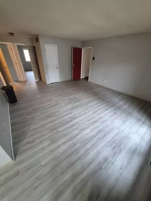 920 N Linden St #16, Muncie, IN 47303