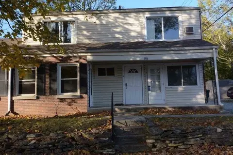 1520 W Main St #1, Muncie, IN 47303