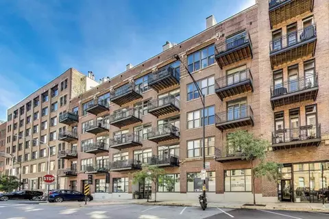 375 W Erie St, Chicago, IL 60654