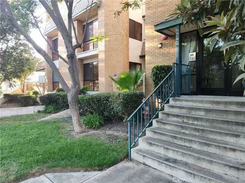 413 Hawthorne St, Glendale, CA 91204