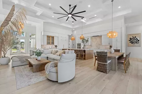 745 103rd Ave N #1073567P, Naples, FL 34108