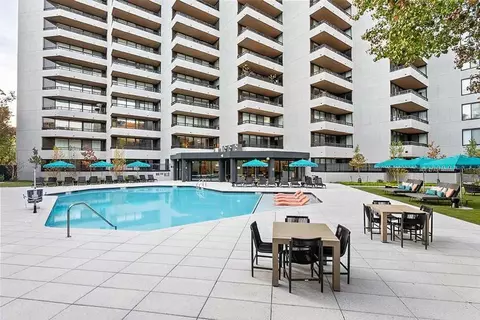 1550 Clarendon Blvd #1024599P, Arlington, VA 22209