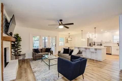 5907 Warm Springs Rd #1019555P, Houston, TX 77035