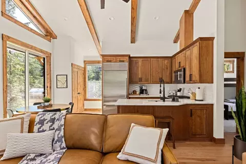 89192 E Highway 26 #1299048P, Government Camp, OR 97028